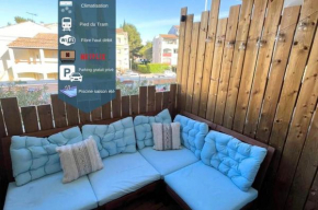 Joli T2/ Tram/ Clim/ Parking/ Wifi/ Piscine
